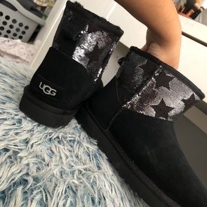 Ugg boots classic mini SOLD